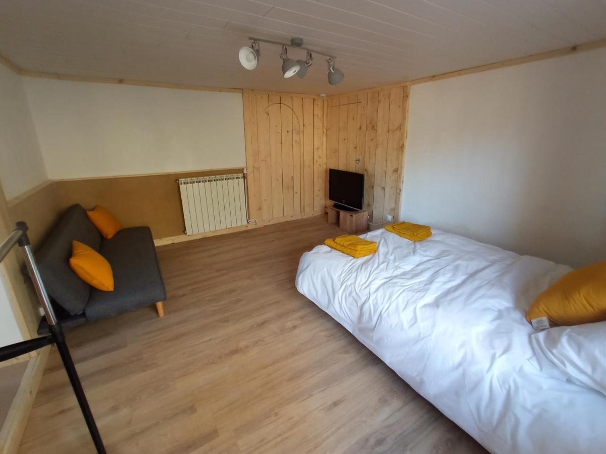 Studio Meuble Proche Des Thermes Cransac Zewnętrze zdjęcie